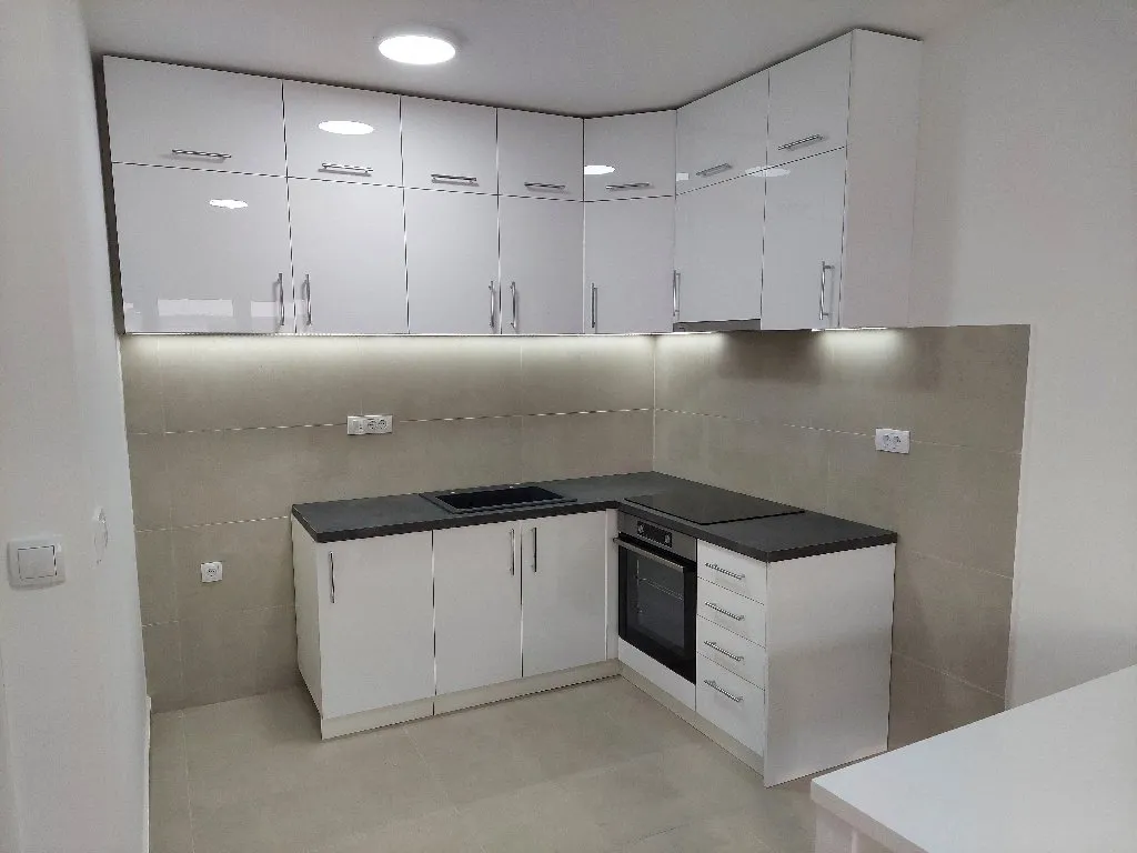 Zr-Riki Namestaj po meri - 1