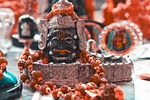 શિવ મૂર્તિ (ગોલ્ડ ફિનિશ)