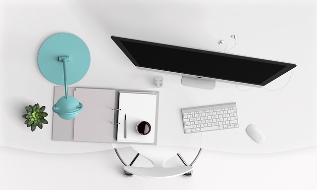 Aura Desk Lamp