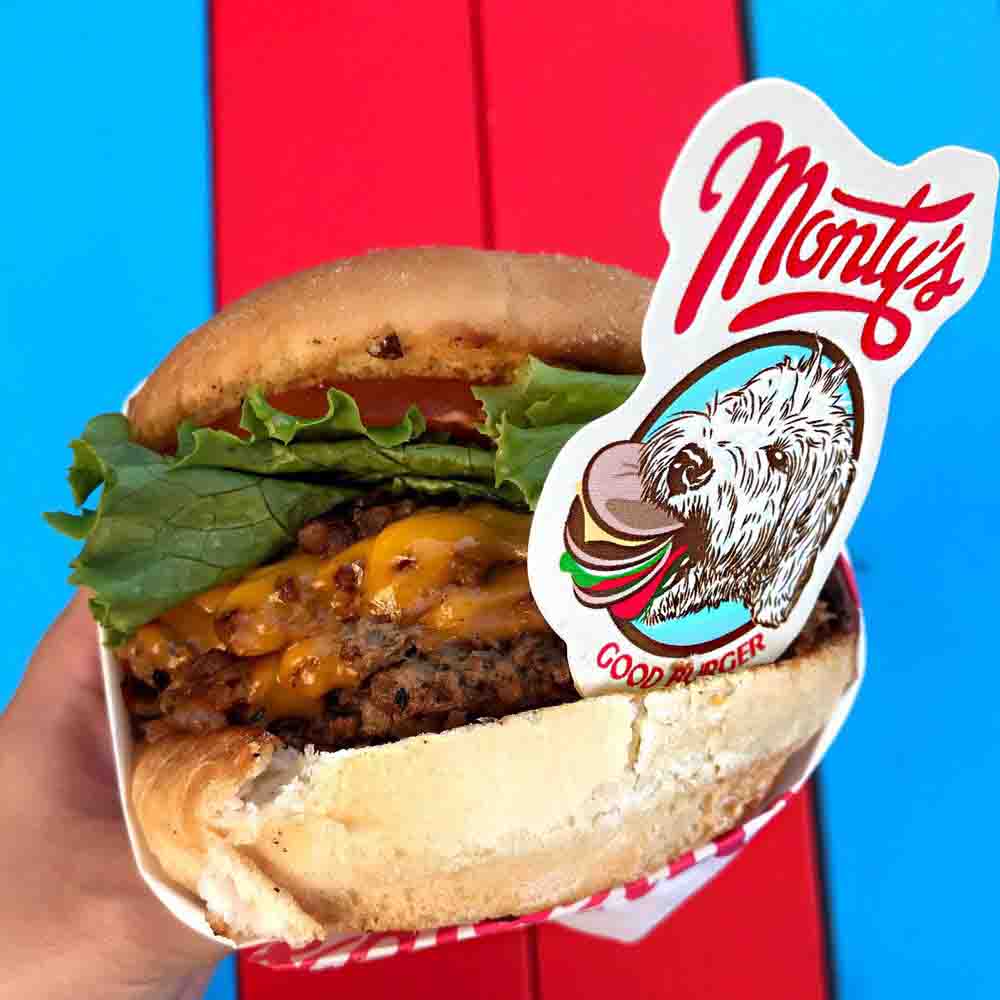 Monty’s Good Burger 더블치즈버거