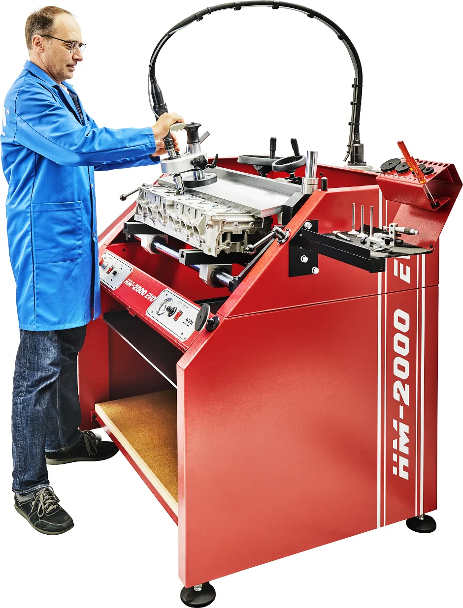HMX-2000 EVO – Universal Cylinder head Working Center