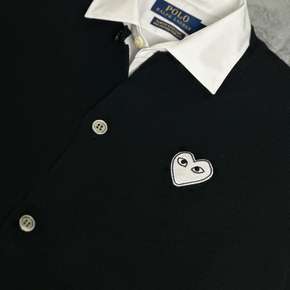 플레이 꼼데가르송 화이트 하트 니트 가디건 블랙 thumbnail 2