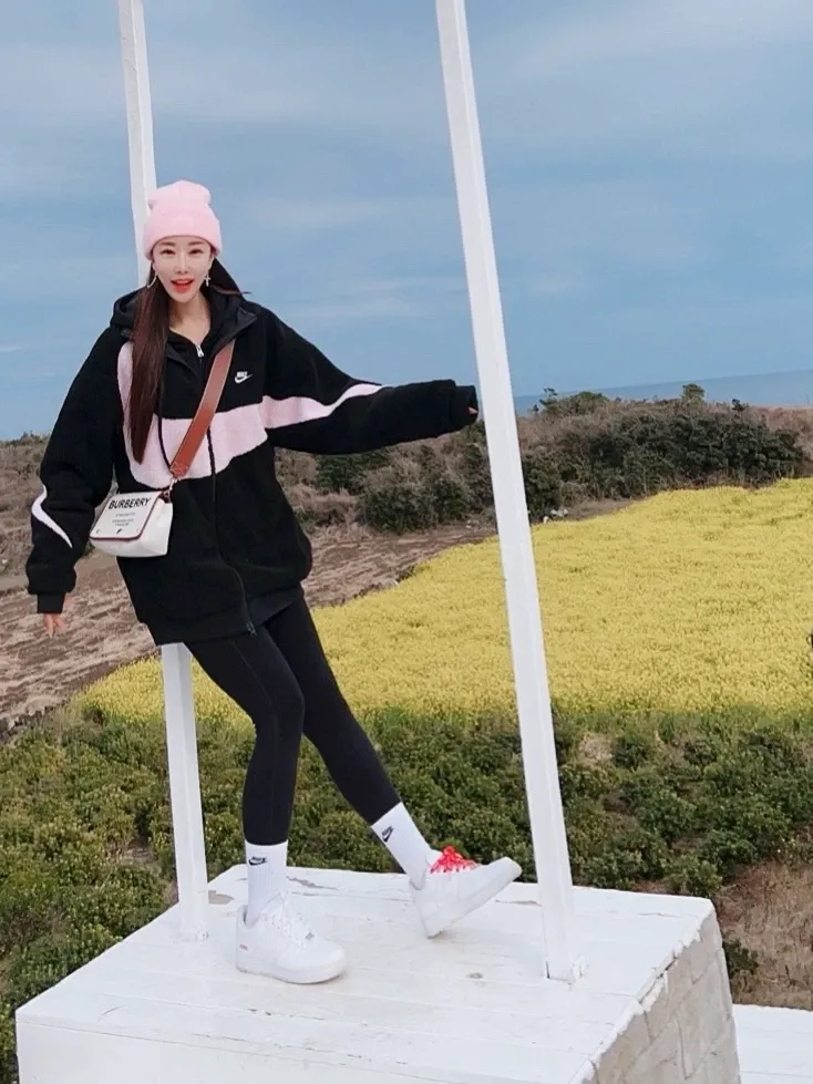 나이키 빅 스우시 풀 집 자켓 블랙 프리즘 핑크 thumbnail 2