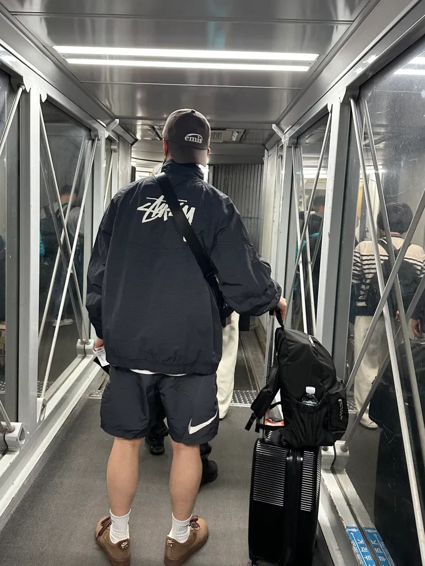 나이키 x 스투시 윈드러너 자켓 오프 느와르 thumbnail 2