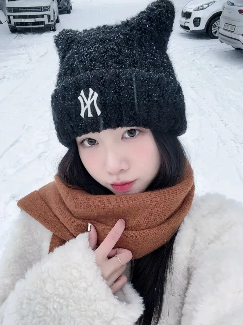 MLB 플러시 미야옹 비니 블랙 thumbnail 2