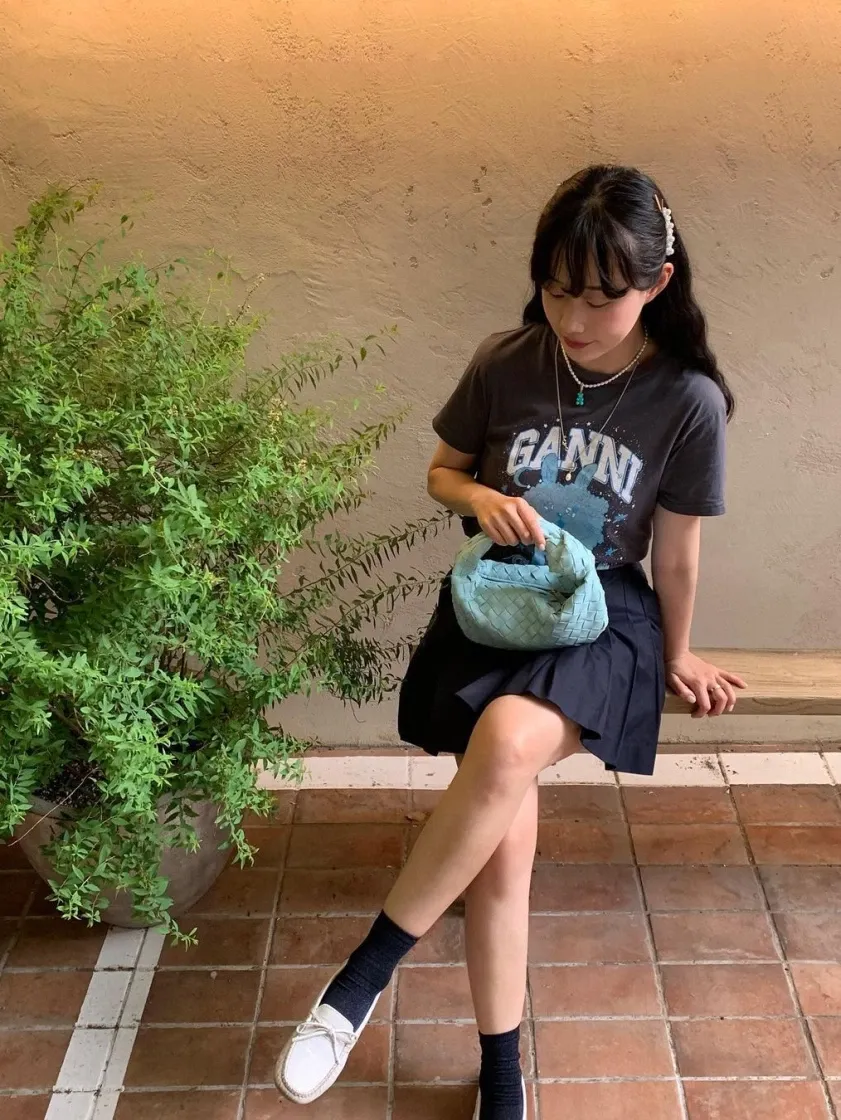 가니 릴렉스드 드림 버니 티셔츠 볼캐닉 애쉬 thumbnail 3