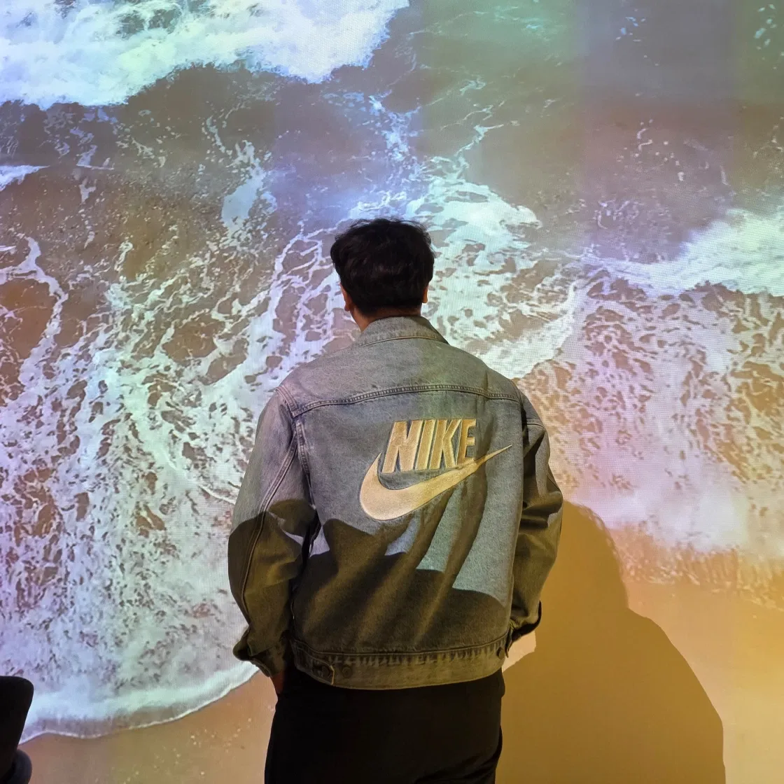 나이키x 리바이스  트러커 자켓 라이트 블루 thumbnail 2