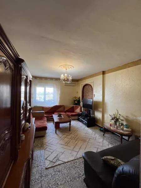 À vendre Appartement - F1 15