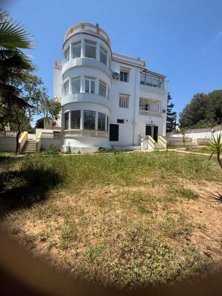 À louer Villa 14