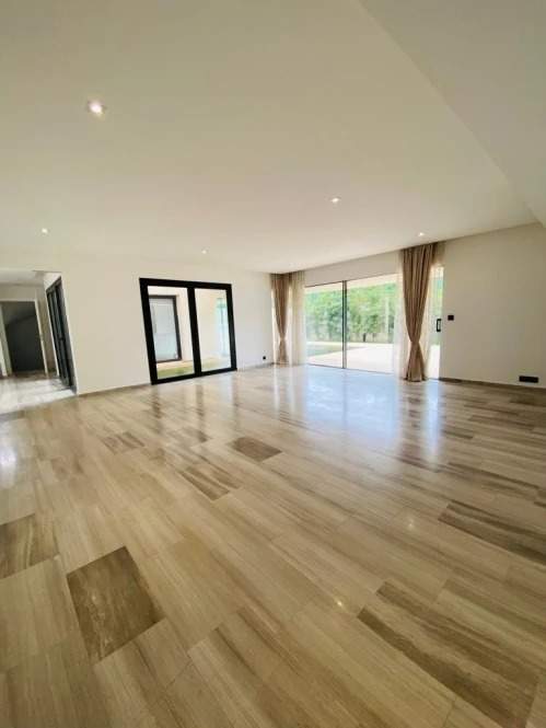 À vendre Appartement - F4 11