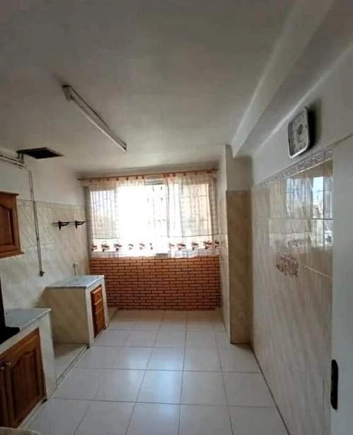 À vendre Appartement - F4 2
