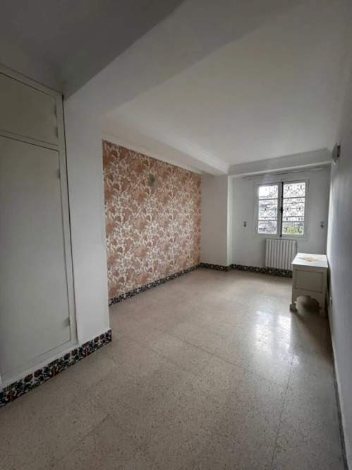 À vendre Appartement - F2 13