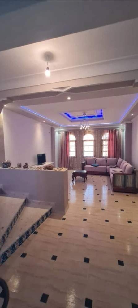 À vendre Appartement - F1 15