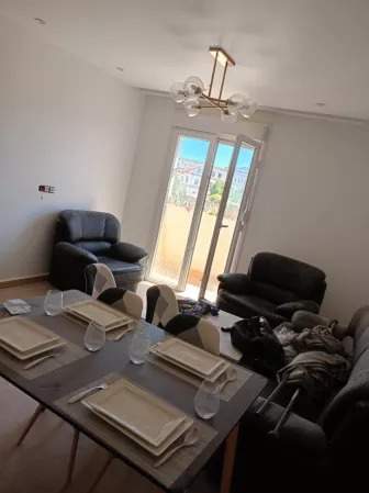À louer Appartement 9