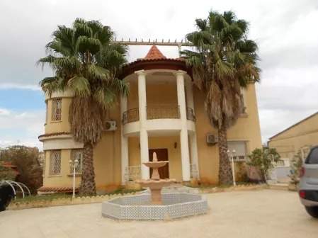 À louer Villa 18
