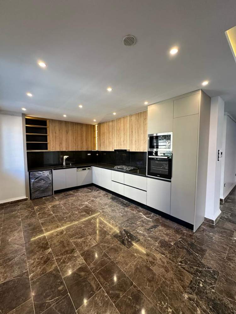 À vendre Appartement - F4 3