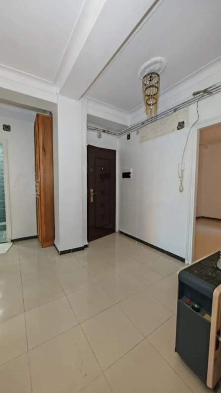 À vendre Appartement - F3 9