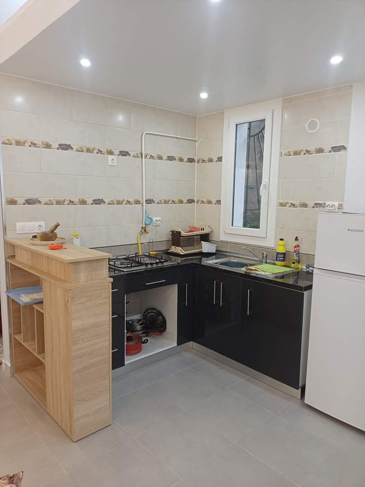 À vendre Appartement - F1 18