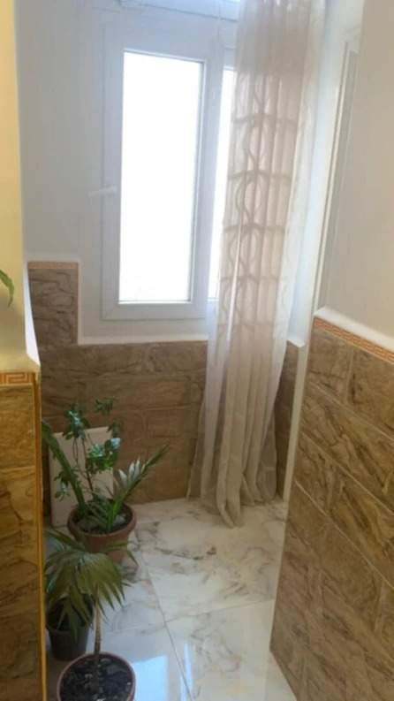 À vendre Appartement - F2 4