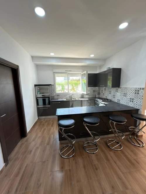 À louer Villa - F6 2