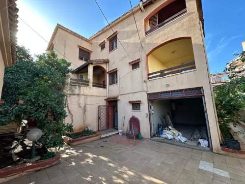 À louer Villa - F8 2