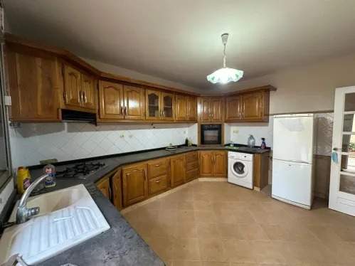 À louer Villa - F8 3