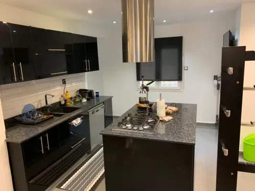 À vendre Appartement - F4 2