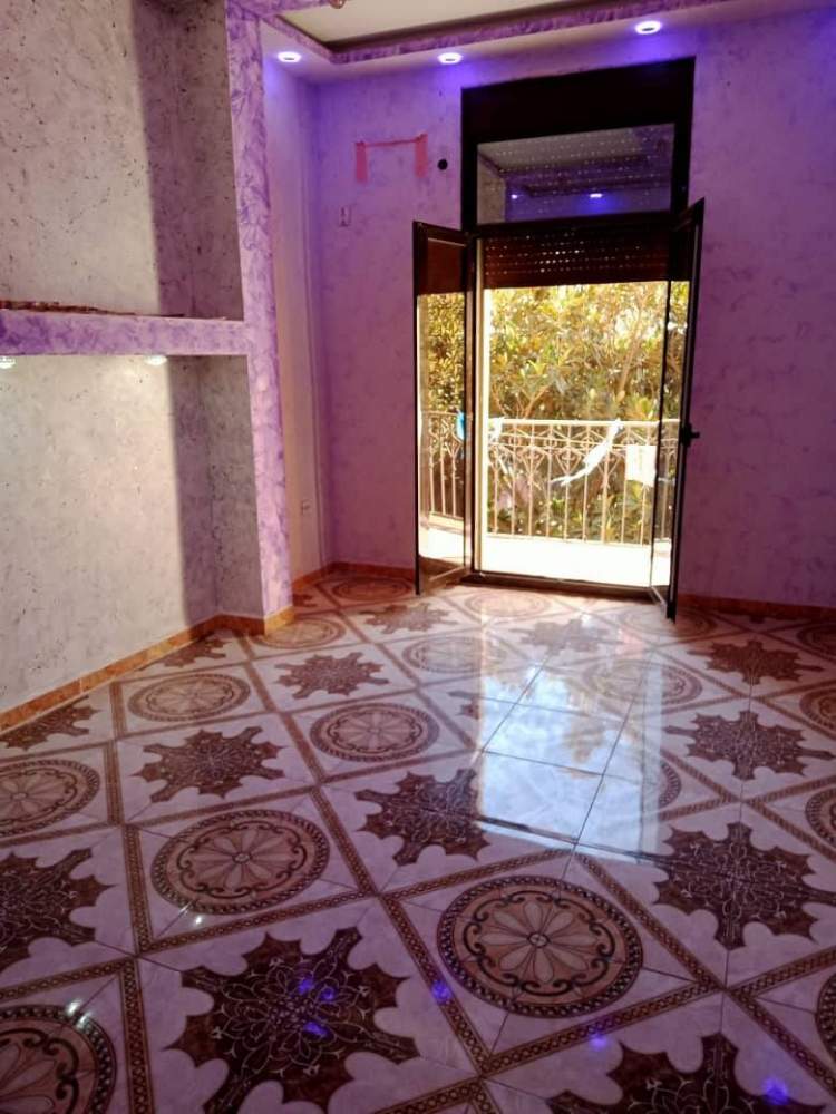 À louer bungalow - F1 11