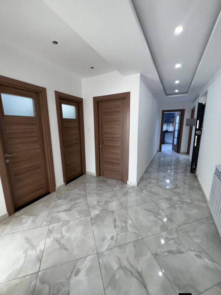 À louer Appartement - F5 9