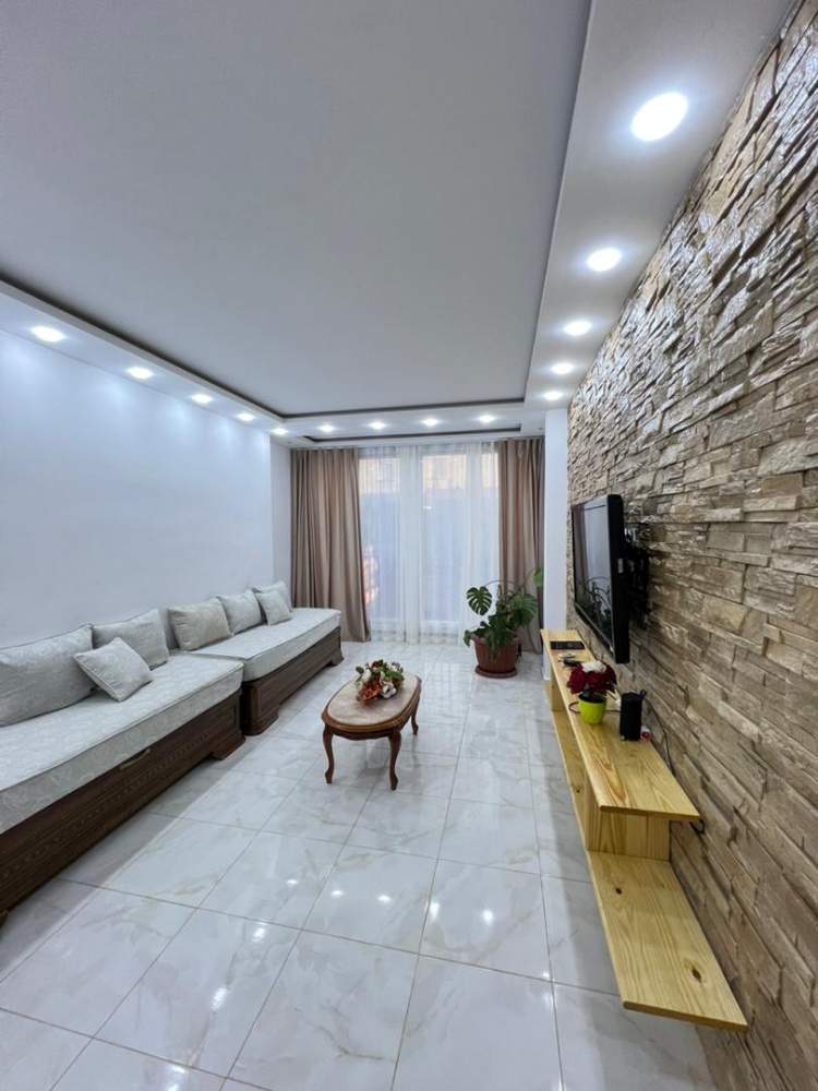 À louer Villa 7