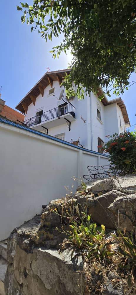 À vendre Appartement - F1 8