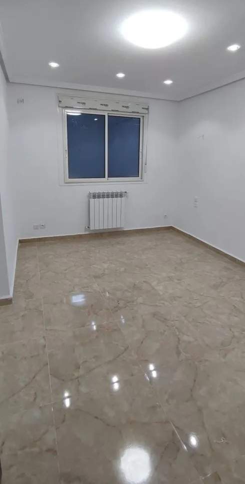 À louer Niveau de villa - F3 7