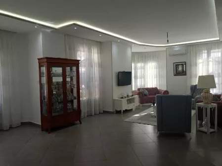 À louer Villa 17