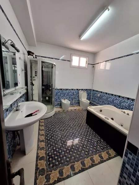 À vendre Villa - F9 3