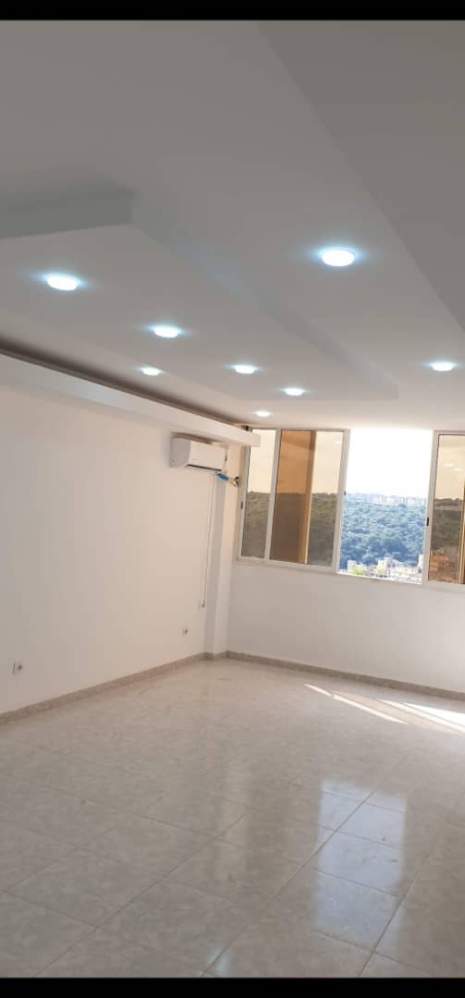 À vendre Appartement - F4 11