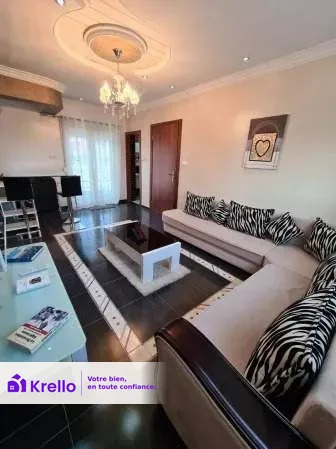 Villa - F10