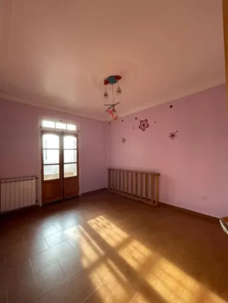 À vendre Appartement - F4 18