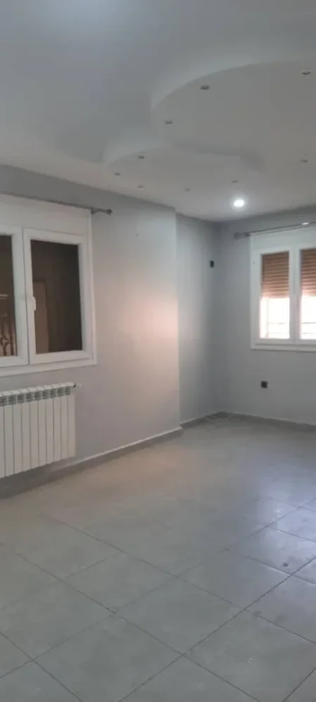 À louer Appartement - F4 3