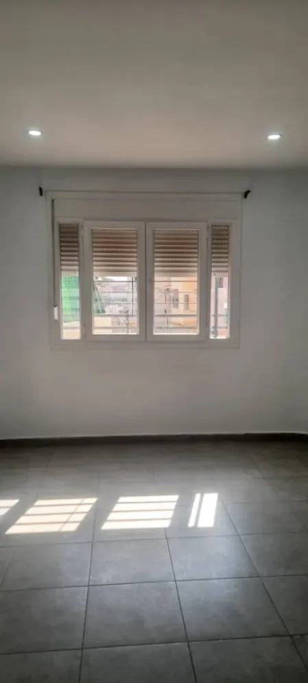 À louer Appartement - F4 4