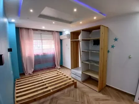 À vendre Appartement - F2 4
