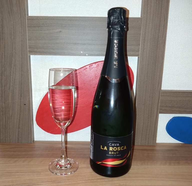 イタリアン ダイニング バー LAGO(ラーゴ)