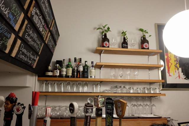 Titans Craft Beer Taproom & Bottle Shop
