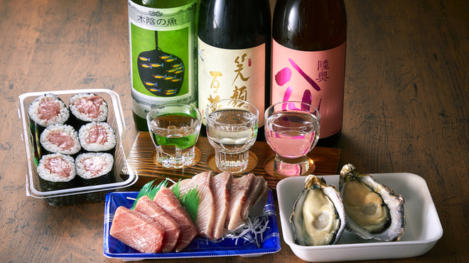 築地立ち飲み『角打ち 旅手箱』〜TSUKIJI SAKE BAR & LIQUR SHOP "TABITEBAKO"