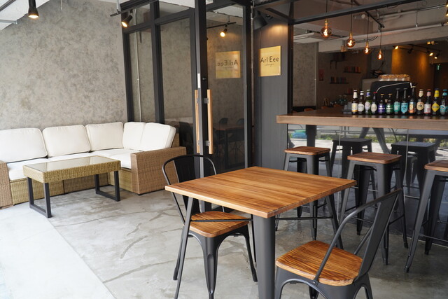 Arl Eee nakameguro 山手通り店