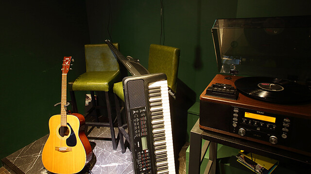 Banner Pub