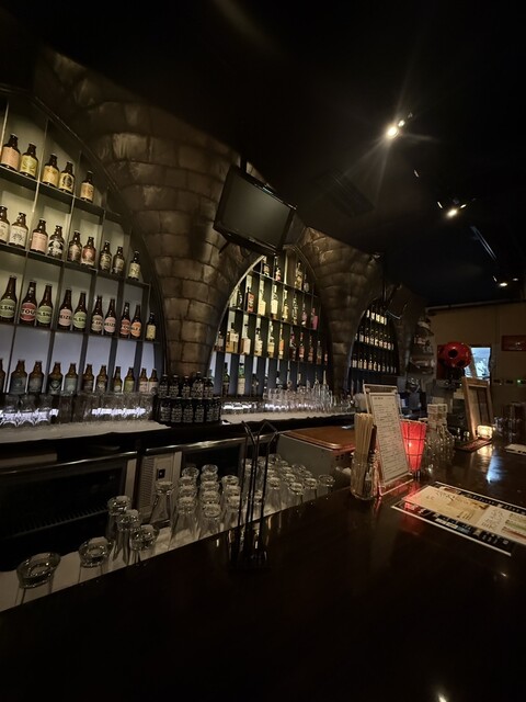 Platinum Fish Craft Beer Bar