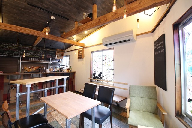 BEER PUB 25