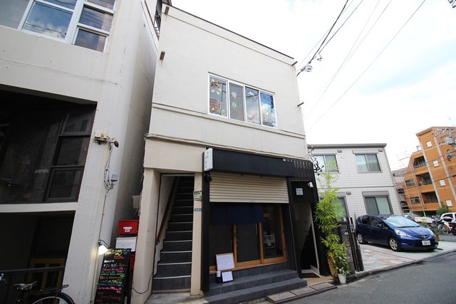 BEER PUB 25