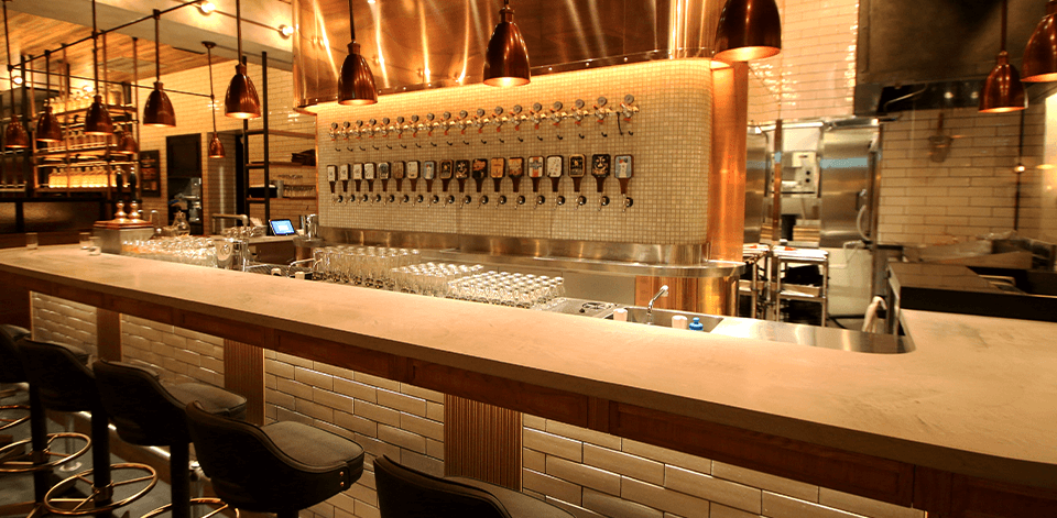 Yona Yona Beer Works (Shinjuku East)