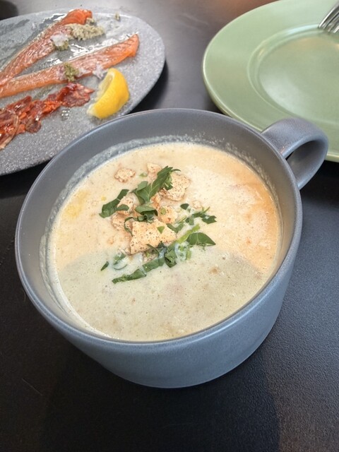 QUAYS pacific grill